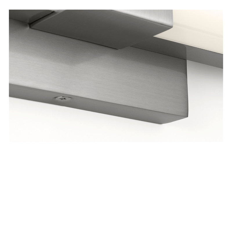 Coiffeuse Fentress, H 4,5 po x l 24 po x P 2,5 po, Nickel brossé