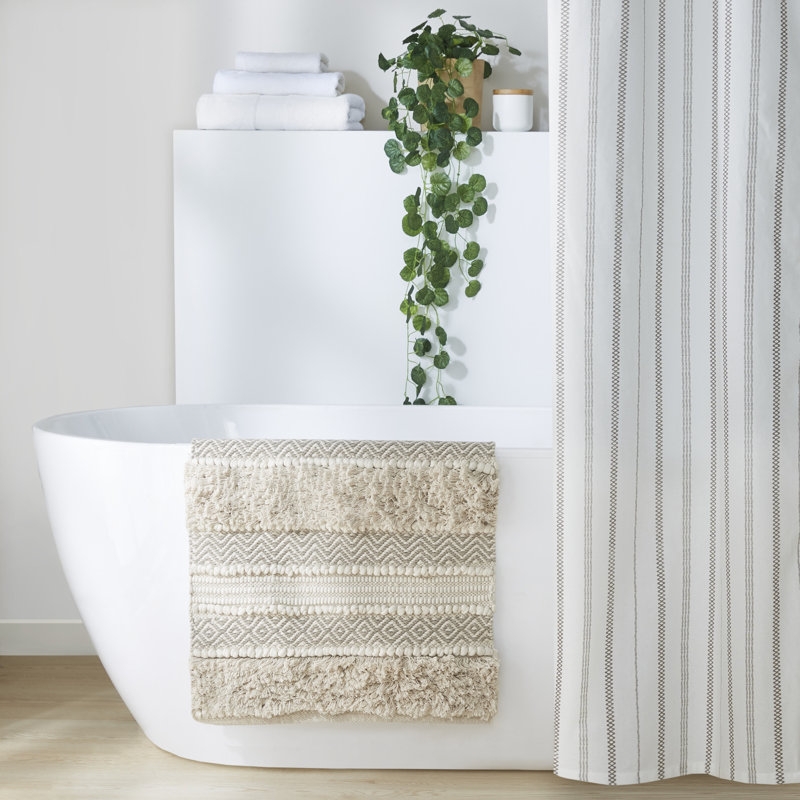 Natural Shaggy Striped Hand-Woven Bathroom Rug 20" x 32"