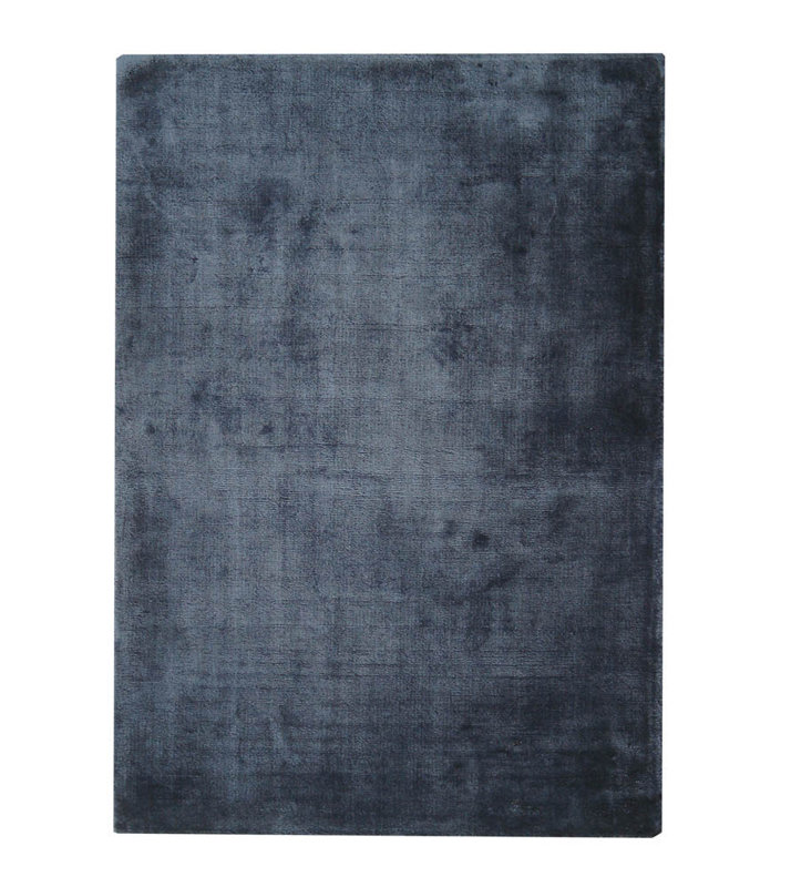 Dove handloomed Viscose Ruby Red Area Rug, Navy