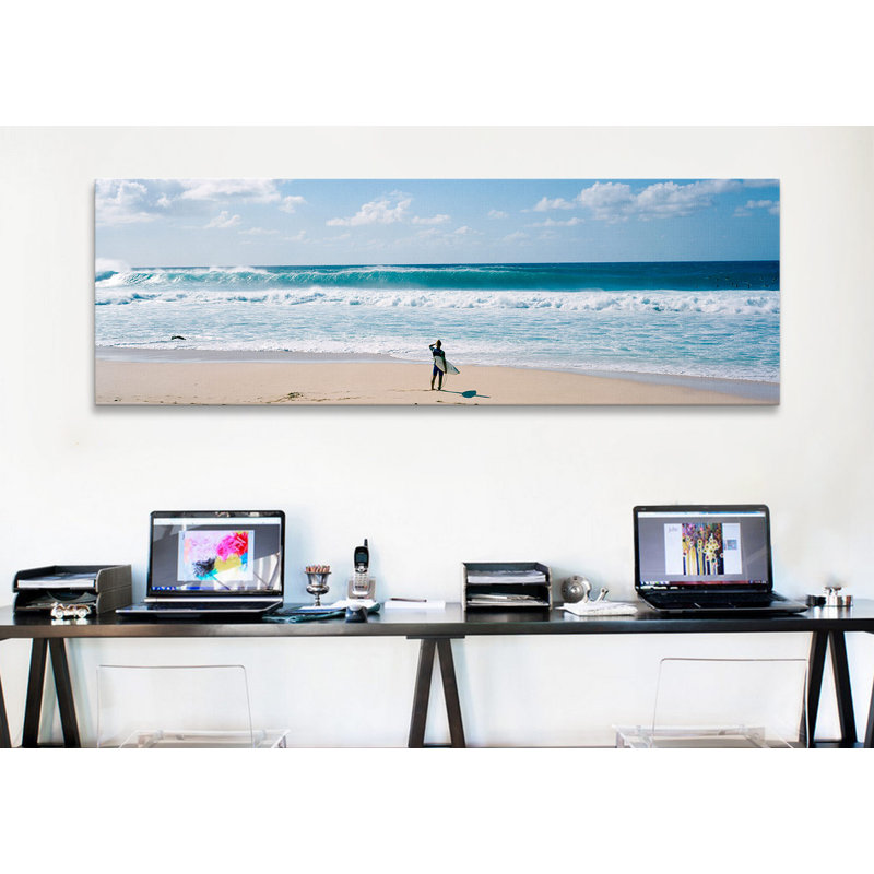 Surfeur panoramique debout sur la plage, North Shore, Oahu, Hawaï, reproduction de photo sur toile tendue, Toile tendue