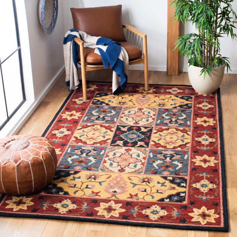 Hand Tufted Wool/Cotton/Latex Oriental Rug in Red/Gold, Rectangle 5' x 8'
