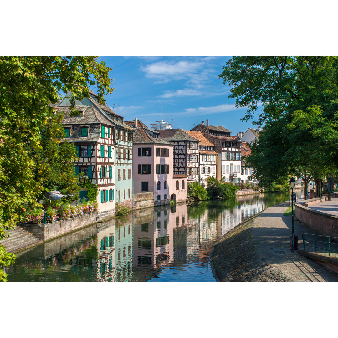 Kanal in Petite France - Leinwandbild