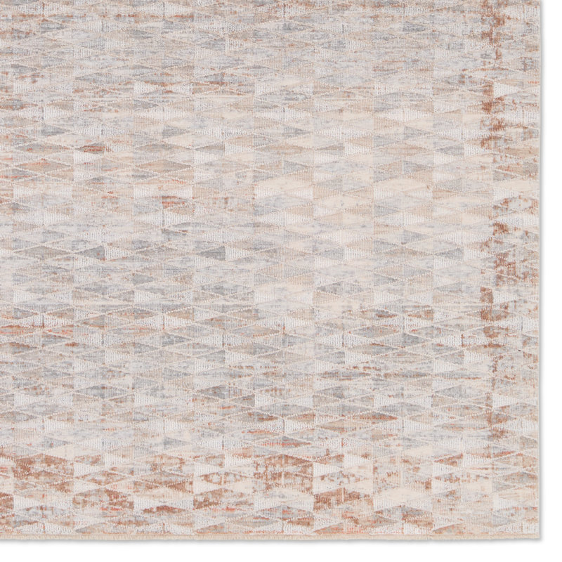 Luxurious Gray Trellis 5' x 8' Synthetic Area Rug