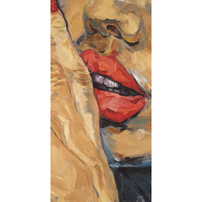 Shushing lips closeup - 15.75"x31.50" Desk mat