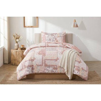 Camille 2-Piece Twin Reversible Comforter Set - Soft Microfiber Floral Patchwork Boho Bedding in Blush Pink & Beige
