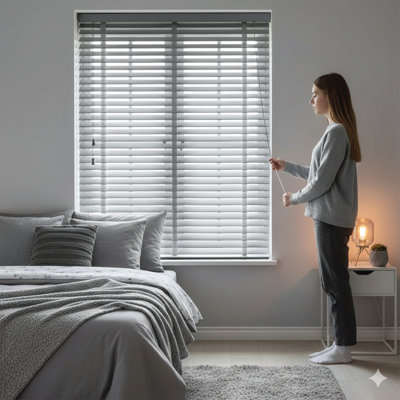 Fauxwood Tape Venetian Blind