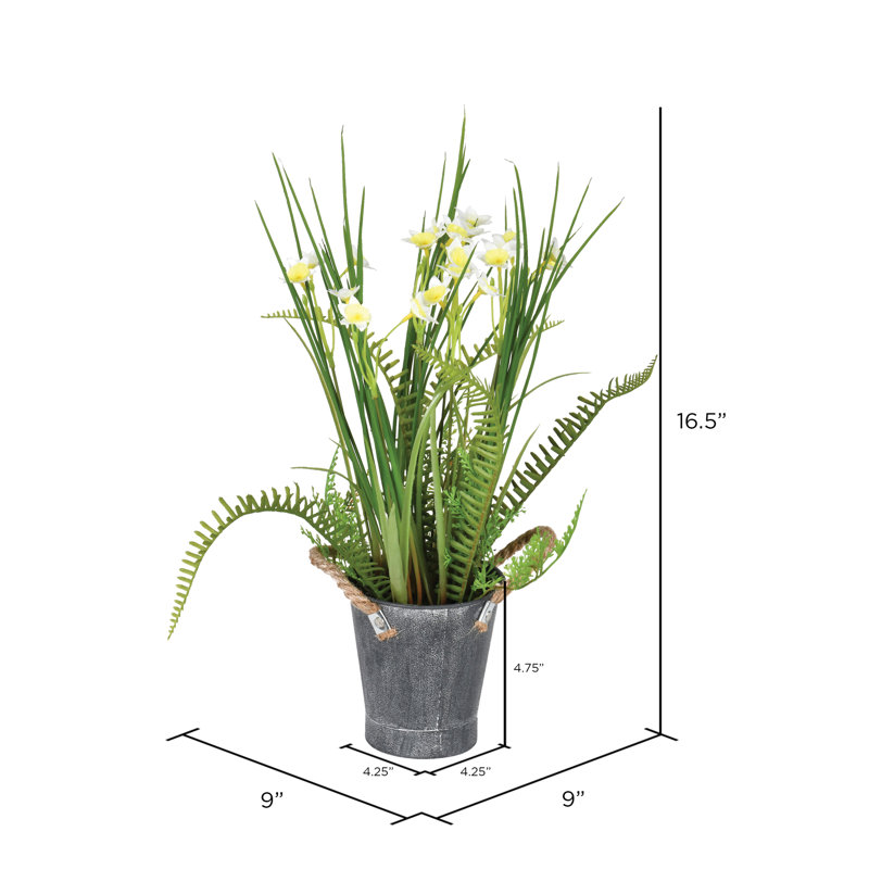 Arrangement floral en pot jonquille