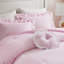Ensemble de literie romantique en microfibre, édredon rose avec deux volants, lit double / grand lit pour les chambres confortables