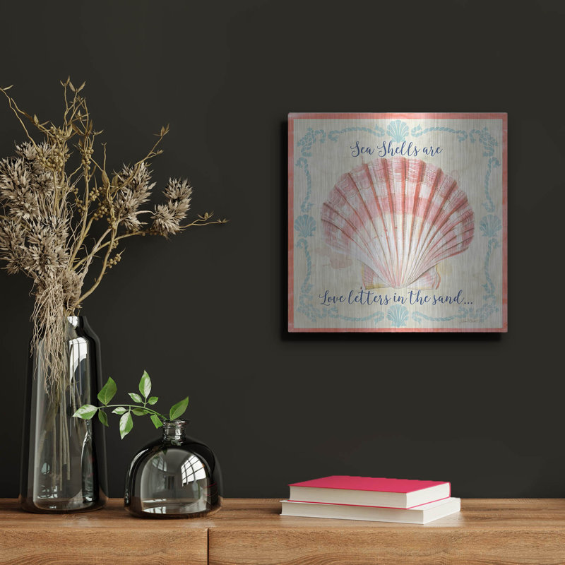 Art mural en métal luxueux «Sea Shells A» par Jean Plout, 12 po x 12 po, 12 po x 12 po