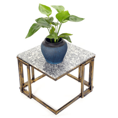 Support pour plante en métal 14,5 "noir / doré pour table en marbre de granit - largeur de 21,56 po
