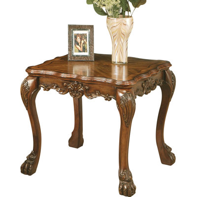 Table de bout en chêne cerisier avec pattes surdimensionnées, structure en bois massif, élégance rétro, esthétique classique pour le bois, charme, espace de vie