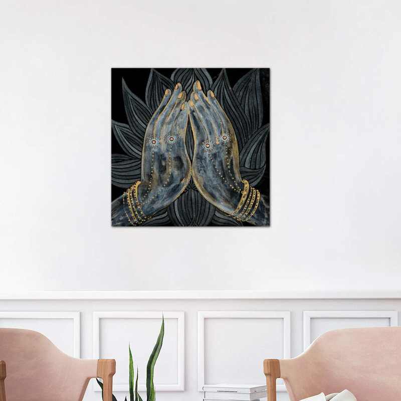 «Lotus Prayer» par Mishel Schwartz - reproduction d'art, H 18 po x l 18 po x 1,5 po, Toile tendue