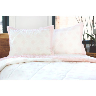 Dudek Eclectic Cotton Damask Quilt