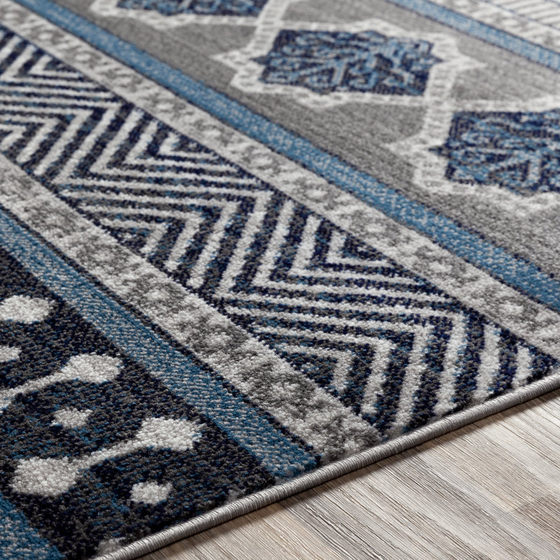 Fitz Oriental Indoor Rug, 6'7" x 9'