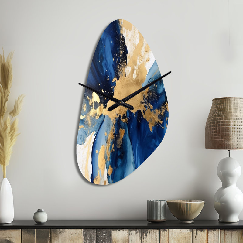 Horloge murale asymétrique en métal foncé foncé et doré à motif de fractales, forme unique moderne, Moyenne