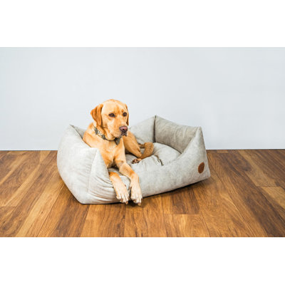 Brendan Classic dog bed White