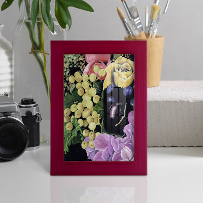 Floral on Black I, reproduction encadrée sur papier