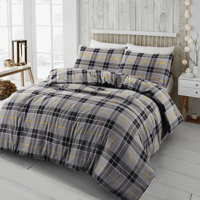 Check Argyle Duvet Cover with Pillowcases Included