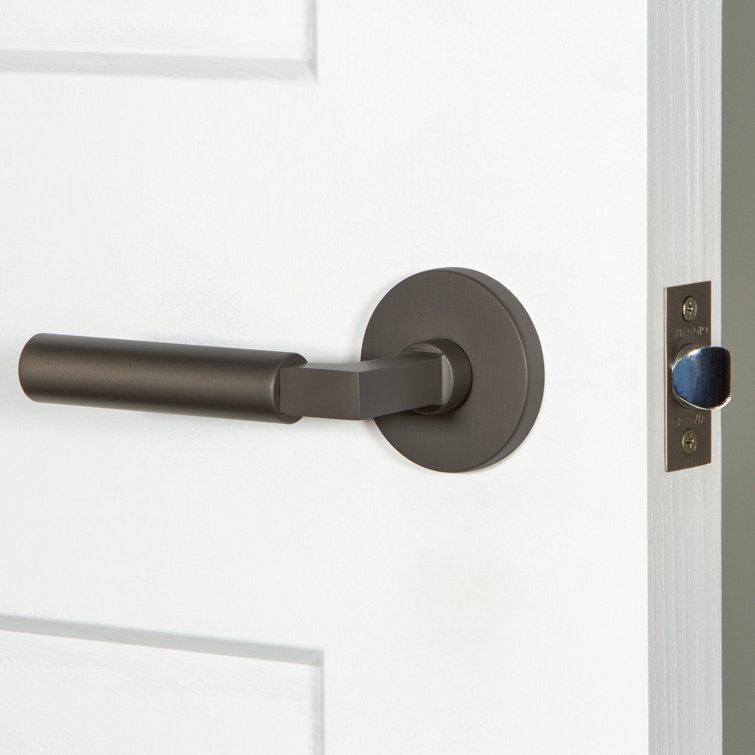 Viaggio Circolo Rosette Privacy With Contempo Smooth Lever In Bright Chrome