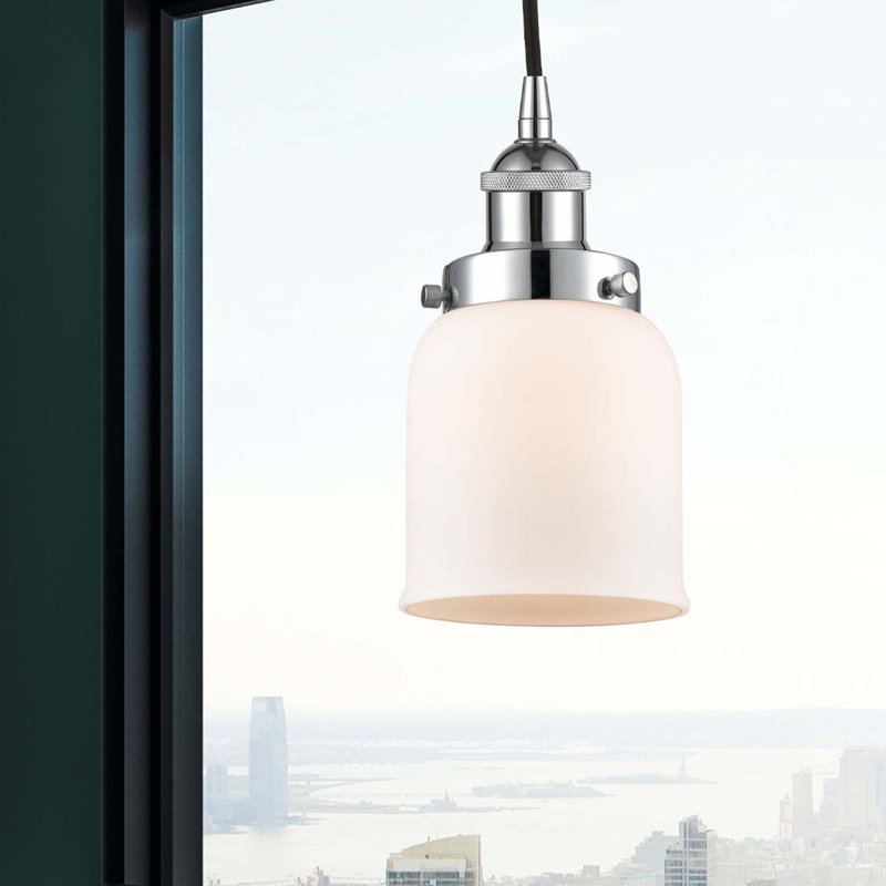 Luminaire suspendu en forme de cloche à 1 lumière Bostonia, Blanc, H 9,5 po x l 5 po x P 5 po, Chrome poli