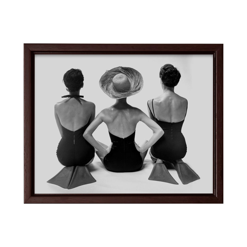 Femmes en maillot de bain, 08"H x 10"W, Canvas, Brown Framed