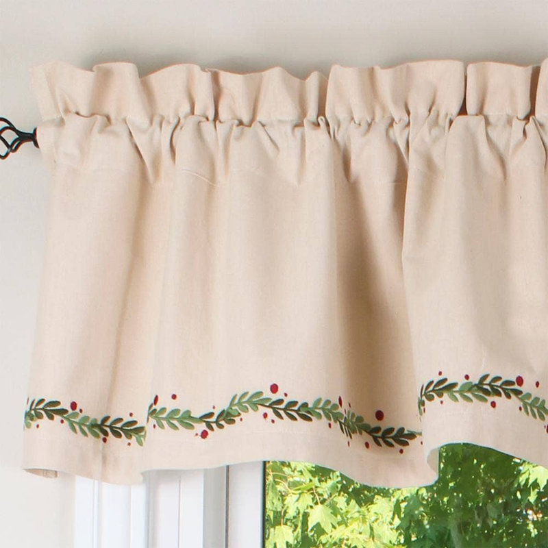 C Holiday Pitcher Vine Valance 60X15.5