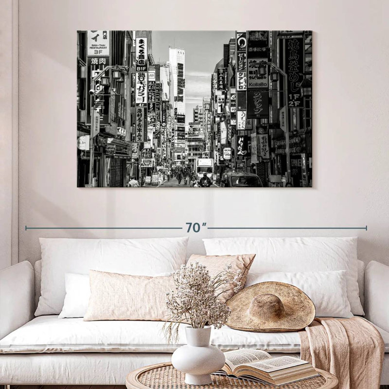 Sireci Shinjuku, 32" H x 48" W