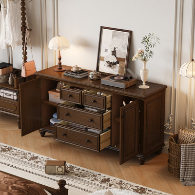 American-style retro minimalist sideboard