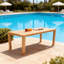 Table de salle à manger rectangulaire pour l'extérieur avec trou pour parasol intégré, matériau en bois de style HISP de couleur chêne naturel, table de patio minimaliste pour la cour et le balcon
