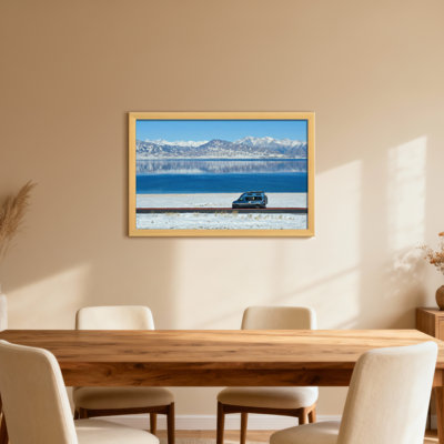 Paysages pittoresques et urbains Mountain Lake Reflection Van Road Snow Sky Blue