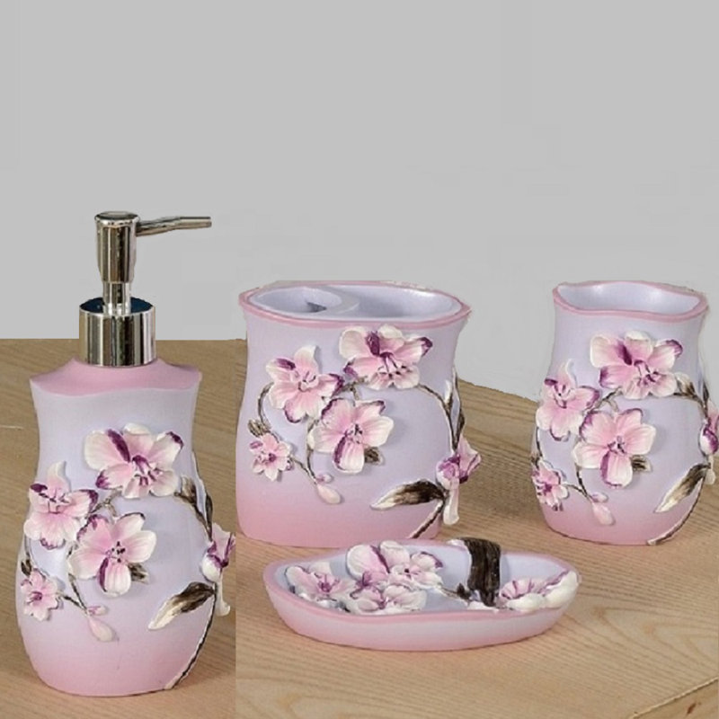 Ensemble d'accessoires de salle de bain Ribaldi, Mauve