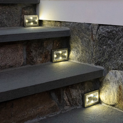 Sliver Solar Powered Integrated LED Metal Step Light Pack