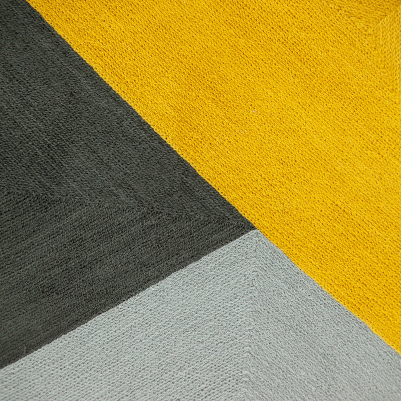 Coussin décoratif à fermeture à glissière géométrique 100% coton jaune moutarde et noir 20 po x 20 po