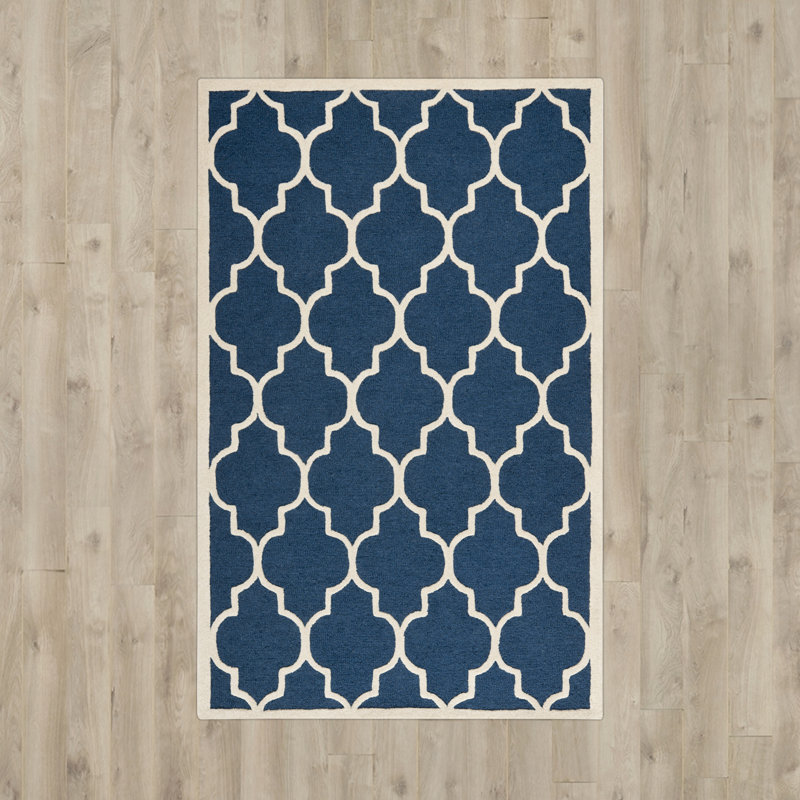Tapis bleu marine / ivoire en laine à motif géométrique Cannen, Rectangle 7 pi 6 po x 9 pi 6 po