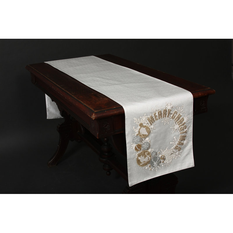 Ryerson Ornament Wreath Christmas Table Runner