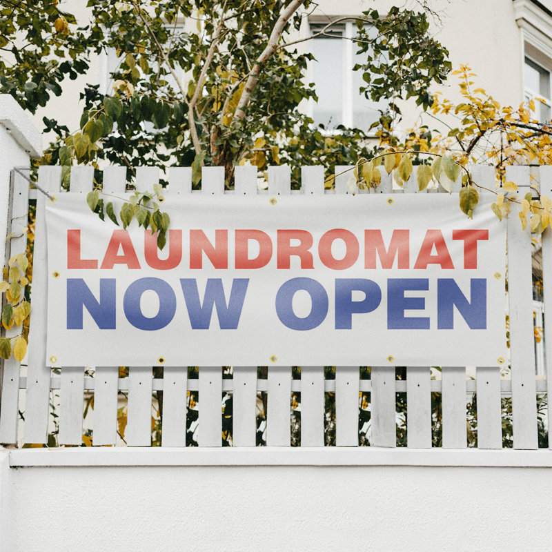 Bannière Laundromat Now Open