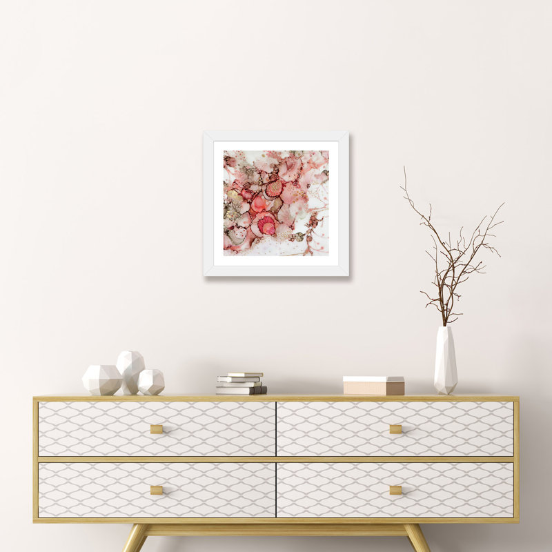Corail abstrait I par Mishel Schwartz - reproduction, Encadré par un papier blanc, H 16 po x l 16 po x p 1 po