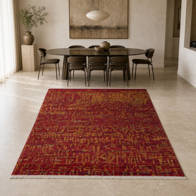 Tapis rouge contemporain à motif abstrait noué à la main Sari-Silk
