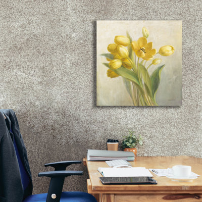 «French Yellow Tulips No Butterfly» par Danhui Nai, art mural sur toile