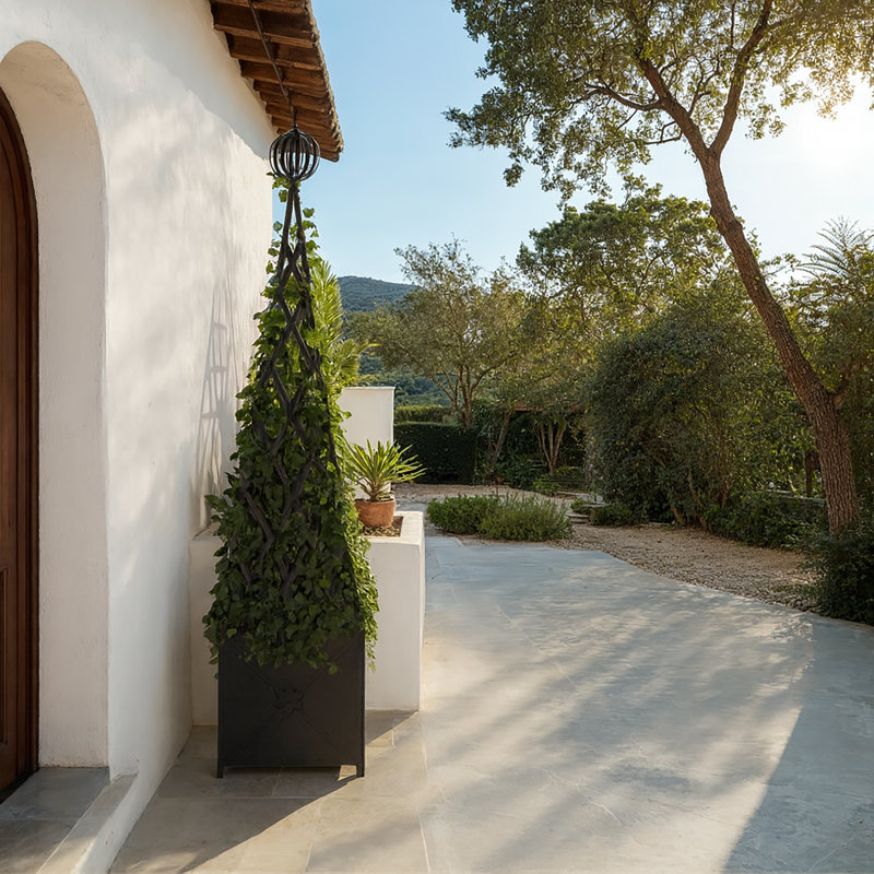 Vertical Garden, Black