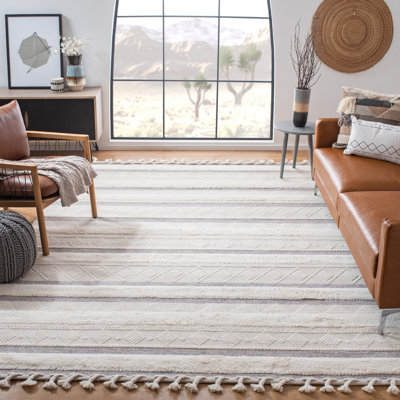Sumpter Hand Woven Wool Southwestern Rug