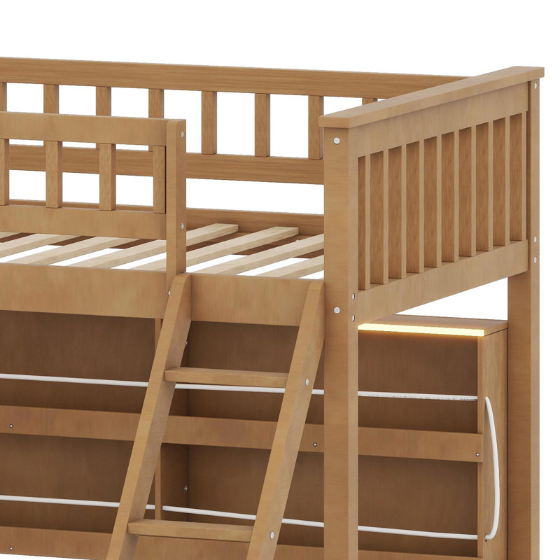 Lit superposé peu encombrant avec tablettes de rangement intégrées, système d'éclairage à changement de couleur et panneau perforé d'organisation