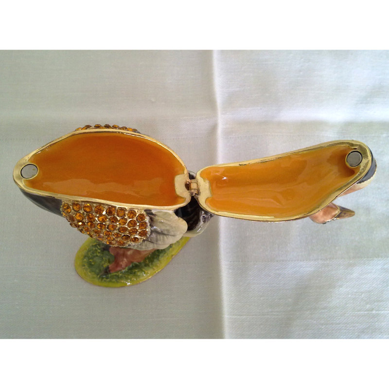 Boîte à accessoires autruche