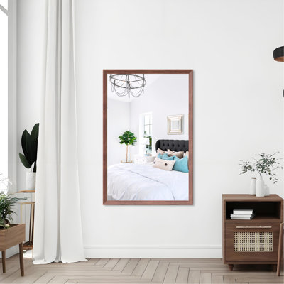 Miroir mural 48 po x 32 po rectangulaire avec cadre en aluminium garni de noyer, convient à la salle de bain, au salon, à la chambre à coucher, à la verticale / à l'horizontale, à l'épreuve de l'installation simple, très grand 48 po