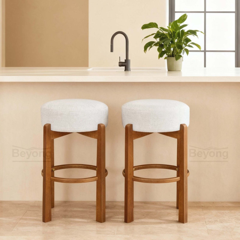 Ensemble de 2 tabourets de bar d'intérieur en bois Vera, finition noyer et revêtement ivoire