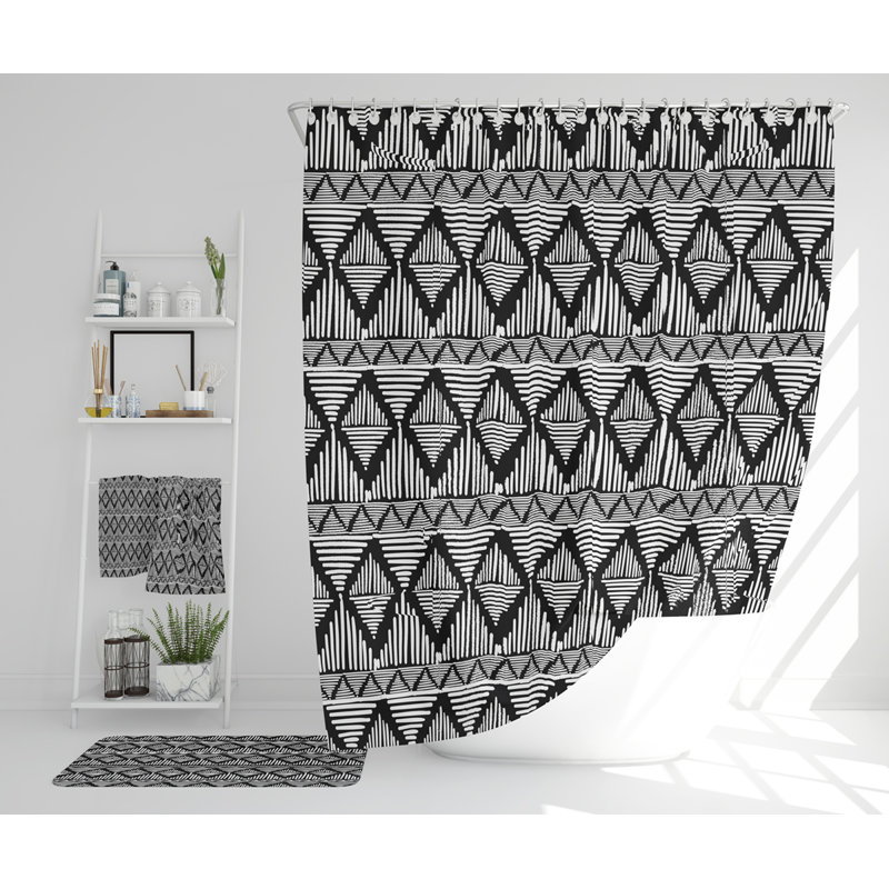 Nekeshia Polyester Shower Curtain Set