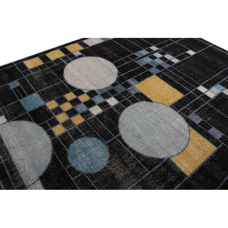 Distressed Homage Wool Geometric Area Rug, Rectangle 5' x 7'