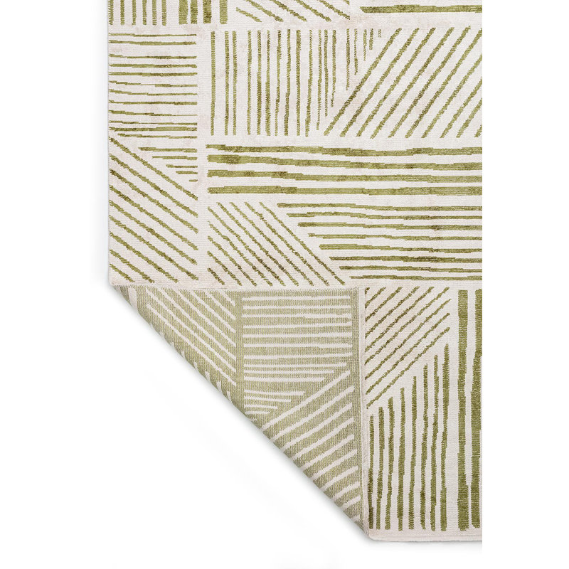 Rickiah Geometric Hand Loom Indoor / Outdoor Area Rug, Rectangle 5'3" x 7'6"