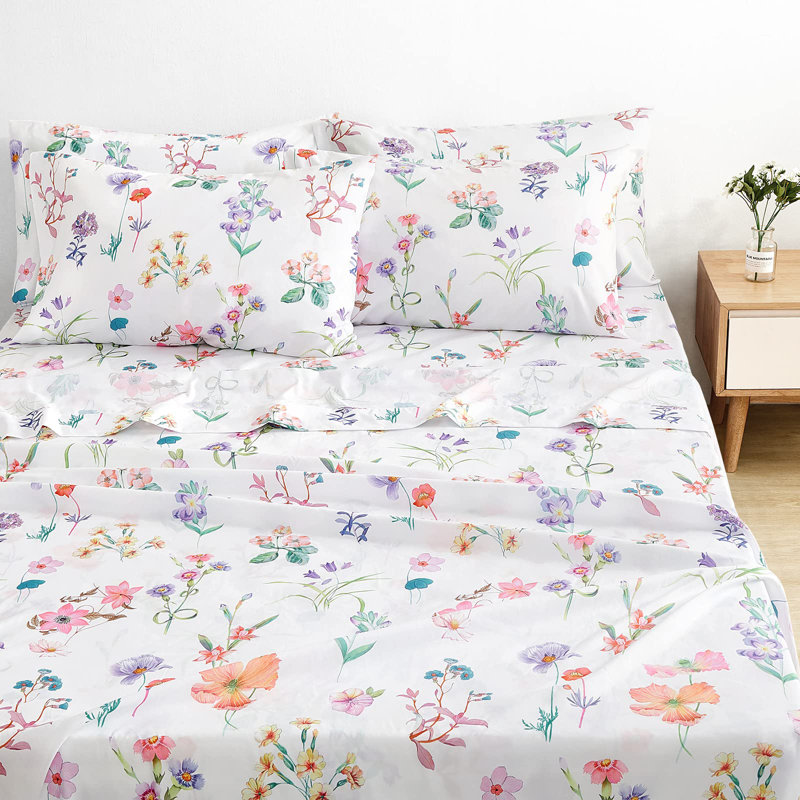 Queen Size Pastel Floral Microfiber Sheet Set