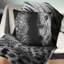 Léopard et tigre en noir - Coussin décoratif à imprimé animal